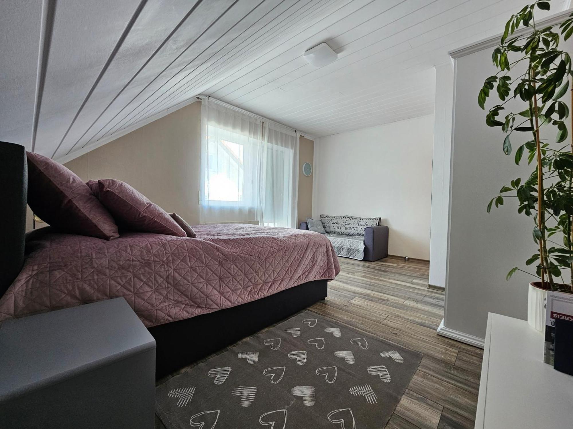 Schicke Unterkunft mit 2 Schlafzimmer, Küche, Bad Korbach Exterior foto