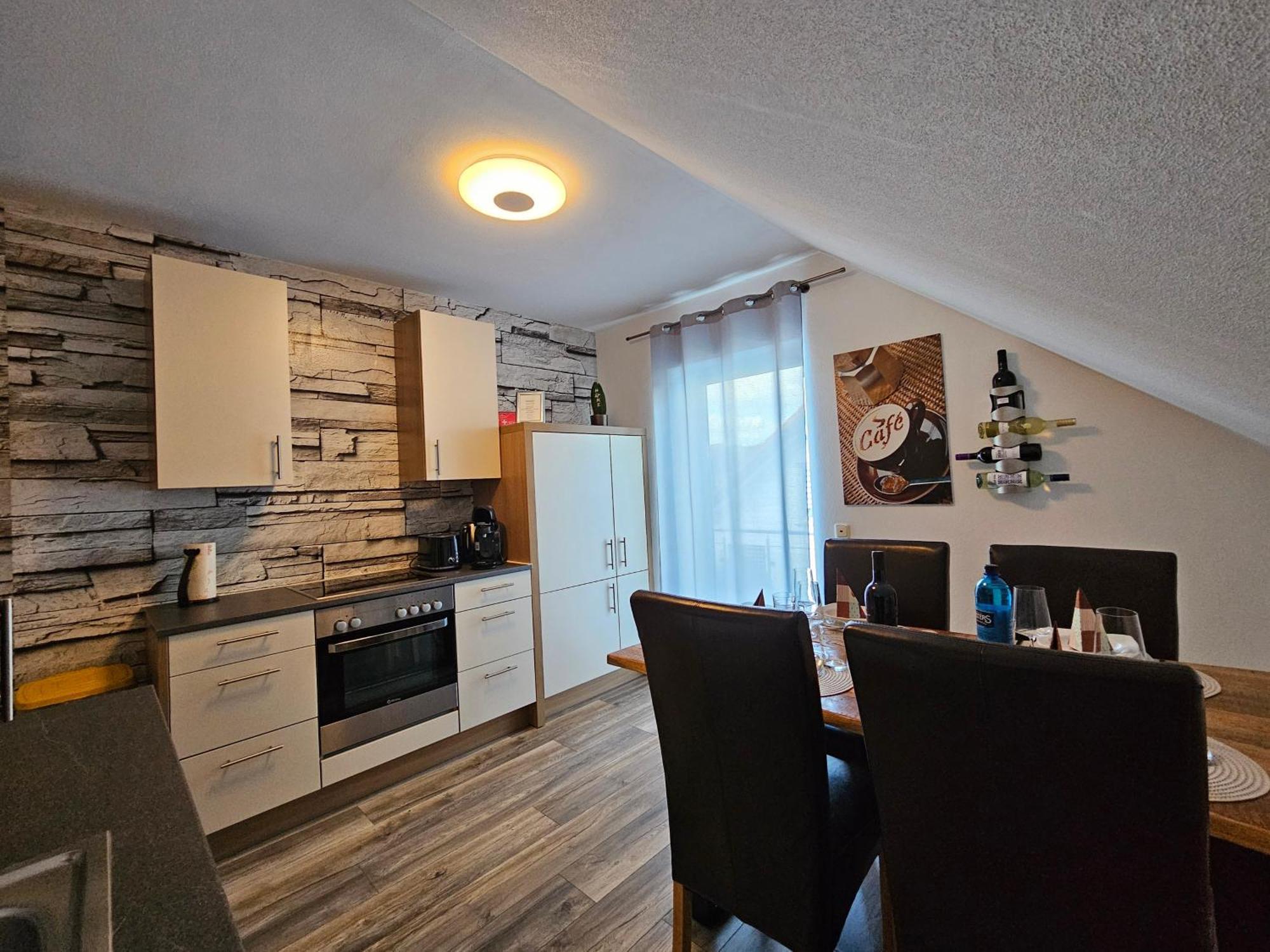 Schicke Unterkunft mit 2 Schlafzimmer, Küche, Bad Korbach Exterior foto